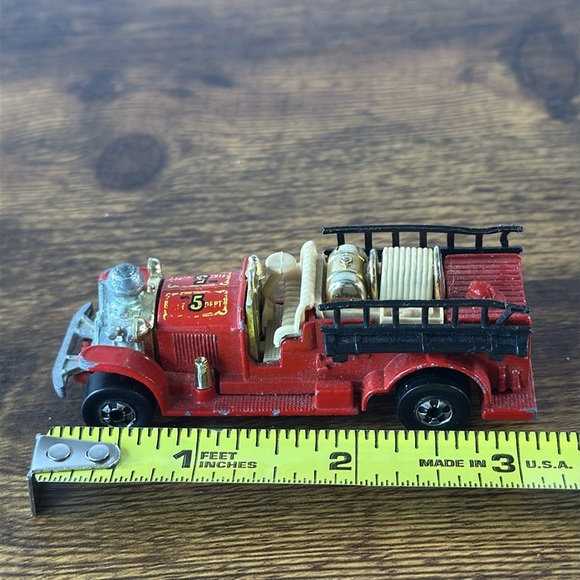 Classic Red Toy Fire Truck - Picture 8 of 9